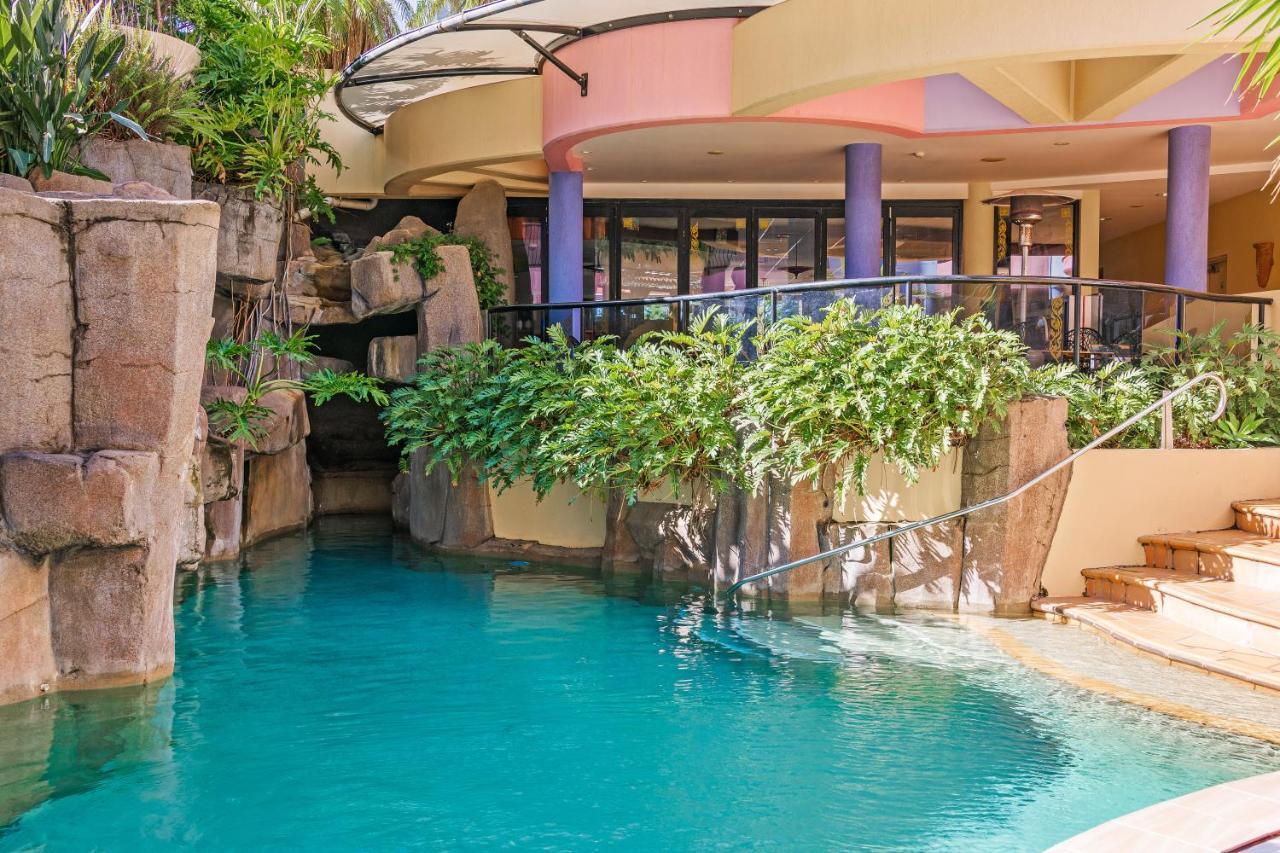 Asiatic Suite At Nautilus ムールーラバ エクステリア 写真